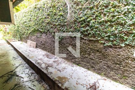 Vista do Quarto 1 de casa de condomínio para alugar com 5 quartos, 200m² em Maria Paula, Niterói