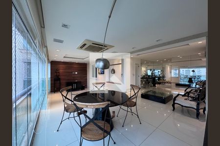 Varanda de apartamento à venda com 3 quartos, 141m² em Barra da Tijuca, Rio de Janeiro