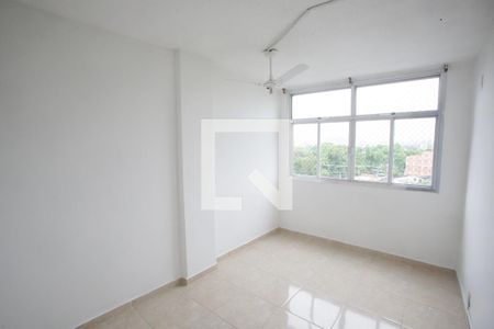 Quarto 1 de apartamento para alugar com 2 quartos, 65m² em Taquara, Rio de Janeiro