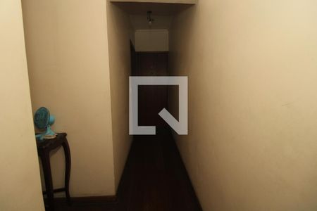 Casa1 - Corredor de casa à venda com 4 quartos, 174m² em Vila Dom Pedro I, São Paulo