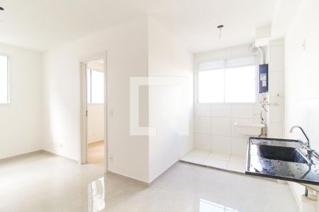 Sala/Cozinha de apartamento para alugar com 2 quartos, 38m² em Cidade Nova São Miguel, São Paulo