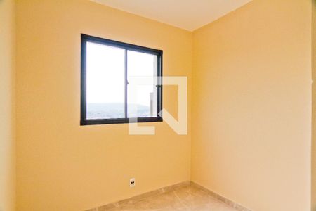 Quarto 2 de apartamento para alugar com 2 quartos, 40m² em Vila Albertina, São Paulo