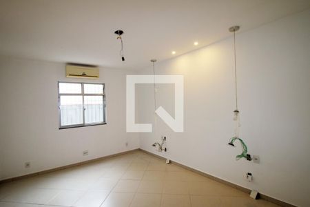 Quarto 1- Suíte de casa para alugar com 3 quartos, 90m² em Penha, Rio de Janeiro