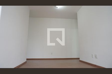 Sala de apartamento à venda com 2 quartos, 56m² em Jardim Flor da Montanha, Guarulhos