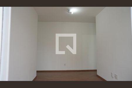 Sala de apartamento à venda com 2 quartos, 56m² em Jardim Flor da Montanha, Guarulhos