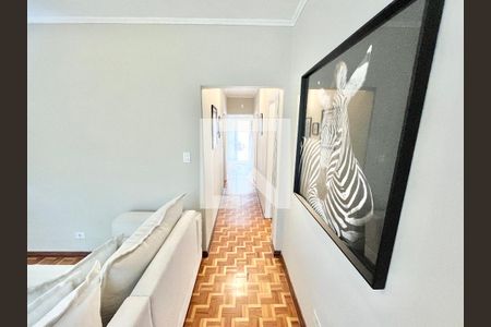 Corredor de casa à venda com 3 quartos, 250m² em Vila Vitorio Mazzei, São Paulo