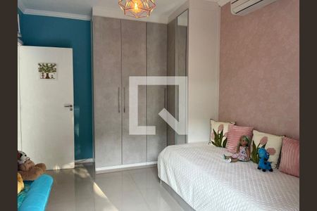 Casa à venda com 4 quartos, 165m² em Maria Paula, Niterói