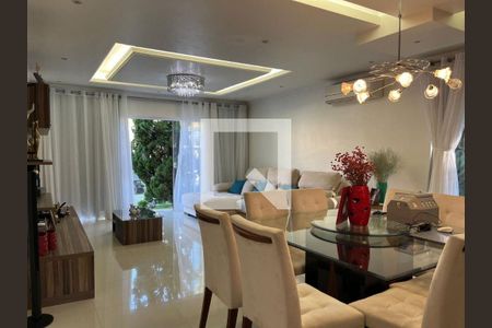 Casa à venda com 4 quartos, 165m² em Maria Paula, Niterói