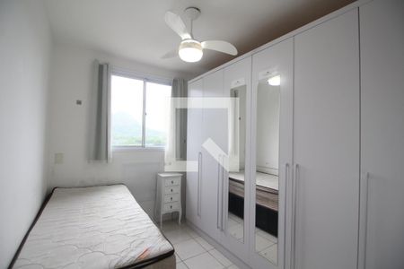 Quarto 1 de apartamento para alugar com 3 quartos, 63m² em Jacarepaguá, Rio de Janeiro