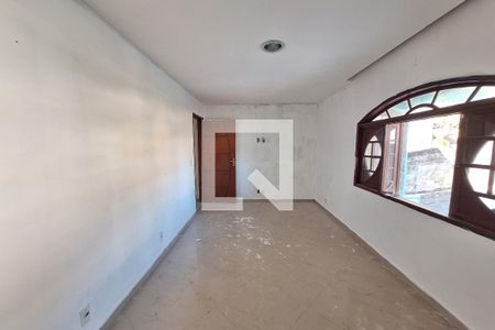 Quarto de casa para alugar com 4 quartos, 198m² em Parque Independencia, Duque de Caxias