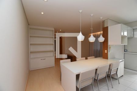 Sala de apartamento para alugar com 2 quartos, 63m² em Cristo Rei, Curitiba