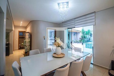 Casa à venda com 4 quartos, 296m² em Parque dos Passaros, São Bernardo do Campo