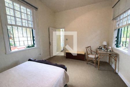 Casa para alugar com 6 quartos, 360m² em Indianópolis, São Paulo