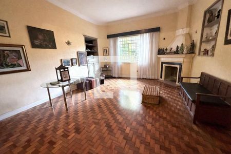 Casa para alugar com 6 quartos, 360m² em Indianópolis, São Paulo