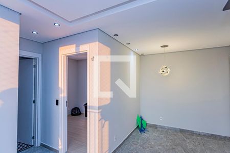 Sala de apartamento para alugar com 2 quartos, 45m² em Loteamento City Jaragua, São Paulo