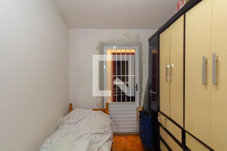 Quarto 2 de casa à venda com 5 quartos, 130m² em Conjunto Residencial José Bonifácio, São Paulo