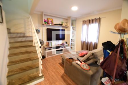 Sala de casa de condomínio à venda com 3 quartos, 120m² em Chácara São Rafael, Campinas