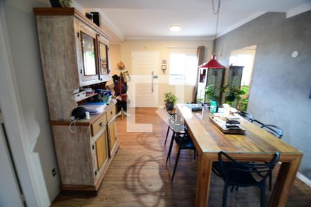 Sala de casa de condomínio à venda com 3 quartos, 120m² em Chácara São Rafael, Campinas