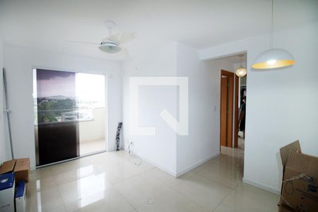 Sala de apartamento para alugar com 2 quartos, 54m² em Irajá, Rio de Janeiro