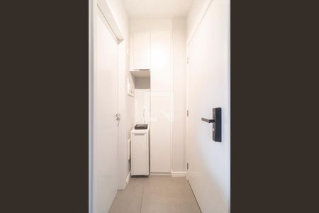Entrada de kitnet/studio para alugar com 1 quarto, 25m² em Indianópolis, São Paulo