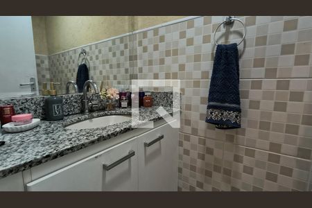 Lavabo  de casa de condomínio à venda com 3 quartos, 132m² em Vargem Pequena, Rio de Janeiro