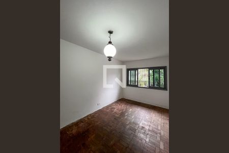 Quarto 2 de casa para alugar com 2 quartos, 55m² em Vila Moraes, São Paulo