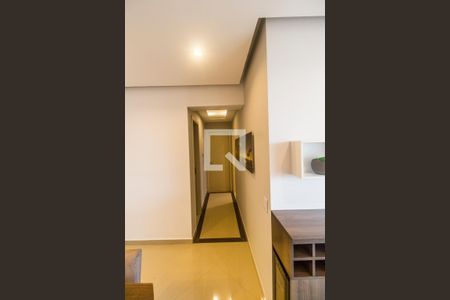 Corredor de apartamento para alugar com 2 quartos, 75m² em Tamboré, Barueri