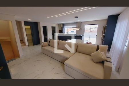 Casa à venda com 3 quartos, 220m² em Vila Camilópolis, Santo André