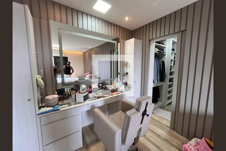 Casa à venda com 4 quartos, 445m² em Parque Sao Domingos, São Paulo