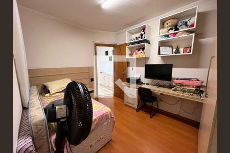 Casa à venda com 4 quartos, 445m² em Parque Sao Domingos, São Paulo