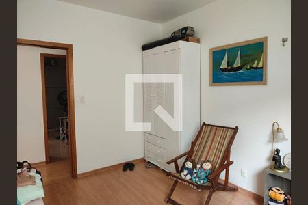 Casa à venda com 4 quartos, 182m² em Piratininga, Niterói