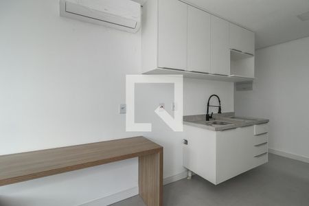 Sala / Quarto / Cozinha de apartamento à venda com 1 quarto, 30m² em Independência, Porto Alegre