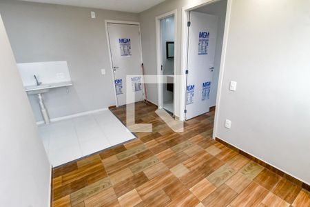 Sala de apartamento para alugar com 2 quartos, 35m² em Vila Suzana, São Paulo