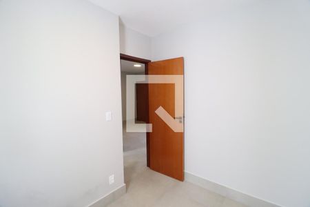 Quarto 1 de apartamento para alugar com 2 quartos, 40m² em Centro, Uberlândia