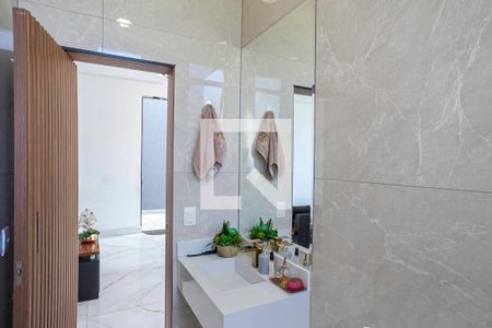 Banheiro social 1 de casa à venda com 4 quartos, 352m² em Arvoredo Ii, Contagem