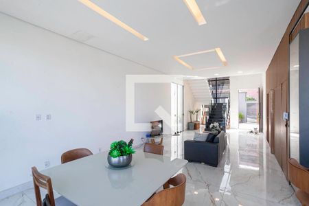 Sala 1 de casa à venda com 4 quartos, 352m² em Arvoredo Ii, Contagem