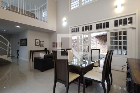 Sala de casa de condomínio à venda com 4 quartos, 573m² em Freguesia (jacarepaguá), Rio de Janeiro