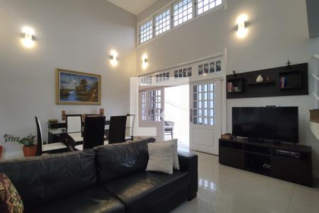 Sala de casa de condomínio à venda com 4 quartos, 573m² em Freguesia (jacarepaguá), Rio de Janeiro