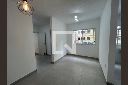 Sala de apartamento à venda com 2 quartos, 43m² em Bonsucesso, Rio de Janeiro