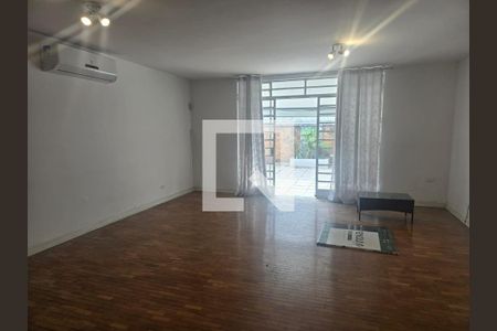Foto 01 de casa à venda com 3 quartos, 153m² em Campo Belo, São Paulo