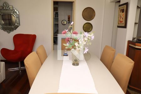 Apartamento para alugar com 3 quartos, 130m² em Caminho das Árvores, Salvador