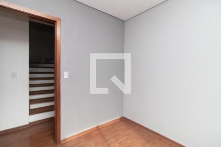 Quarto 1 de casa para alugar com 4 quartos, 119m² em Hípica, Porto Alegre