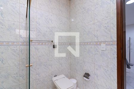 Banheiro da Suíte 1 de casa para alugar com 4 quartos, 230m² em Sítio do Morro, São Paulo