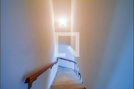 Escada de casa para alugar com 2 quartos, 150m² em Centro, Santo André