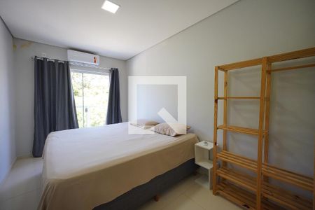 Quarto 1 de apartamento para alugar com 2 quartos, 55m² em Campeche, Florianópolis
