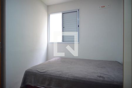 Quarto 1 de apartamento para alugar com 2 quartos, 49m² em Costa E Silva, Porto Alegre