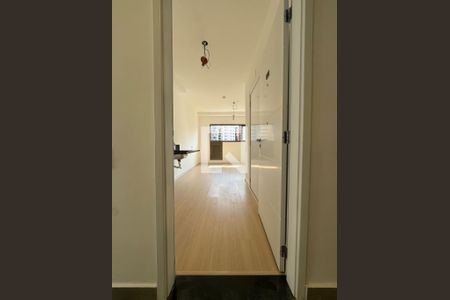 Porta de entrada de kitnet/studio para alugar com 1 quarto, 25m² em Vila Mariana, São Paulo