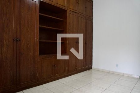 Quarto 1 de casa para alugar com 4 quartos, 300m² em Santa Tereza, Belo Horizonte