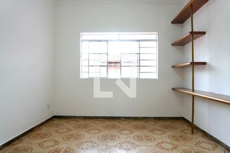 Sala 1 de casa para alugar com 4 quartos, 300m² em Santa Tereza, Belo Horizonte