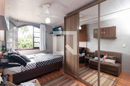 Quarto 1 de casa à venda com 5 quartos, 600m² em Partenon, Porto Alegre